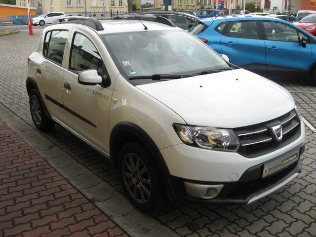 Left hand drive DACIA SANDERO STEPWAY dCi 90 Ambiance